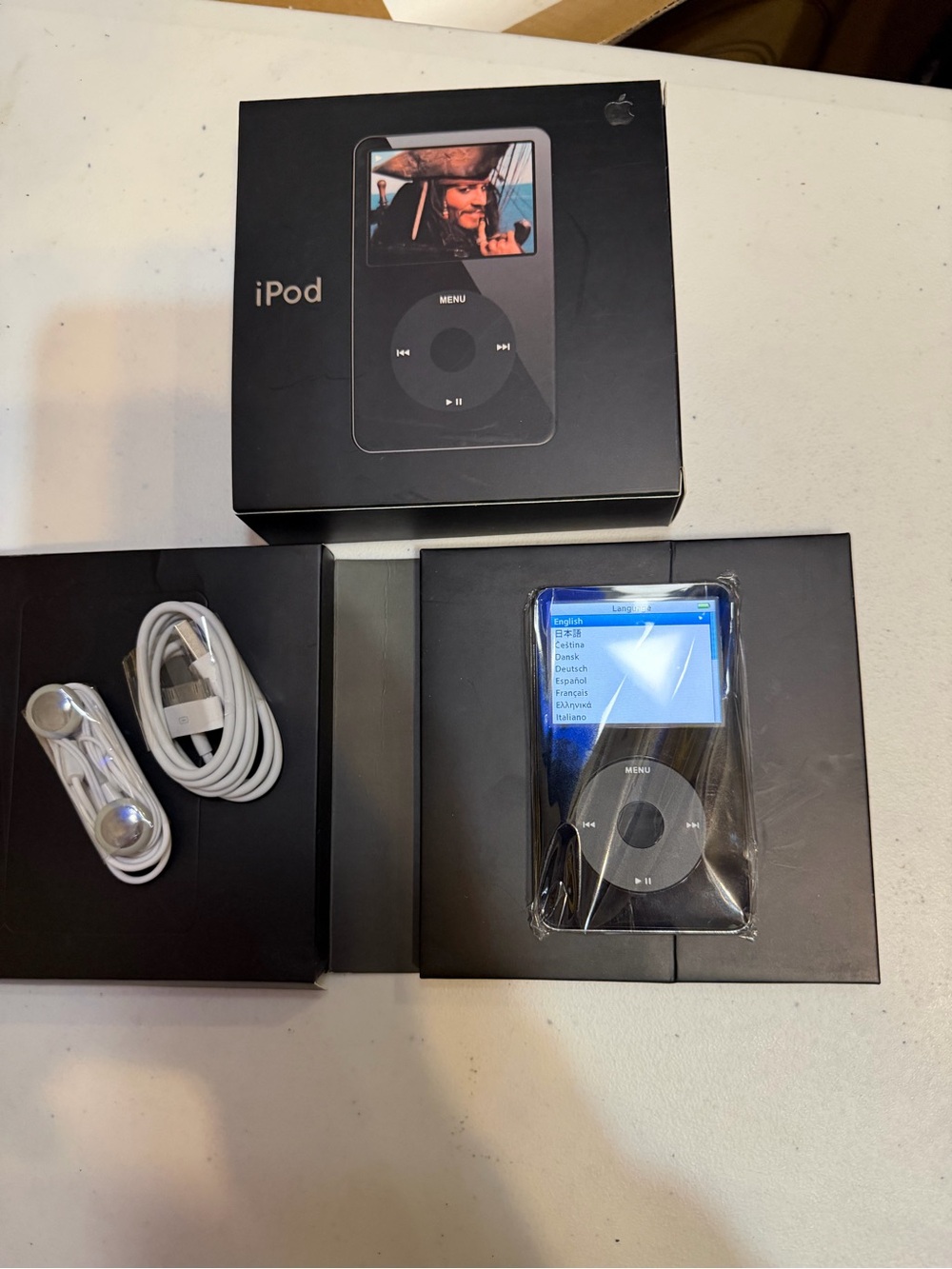 Apple iPod Video Black 5.5 80gb dac in Apple box